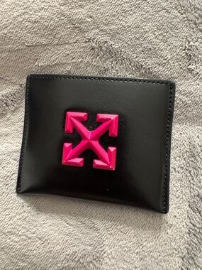 Off-White Black card Wallet with Hot Pink Arrow